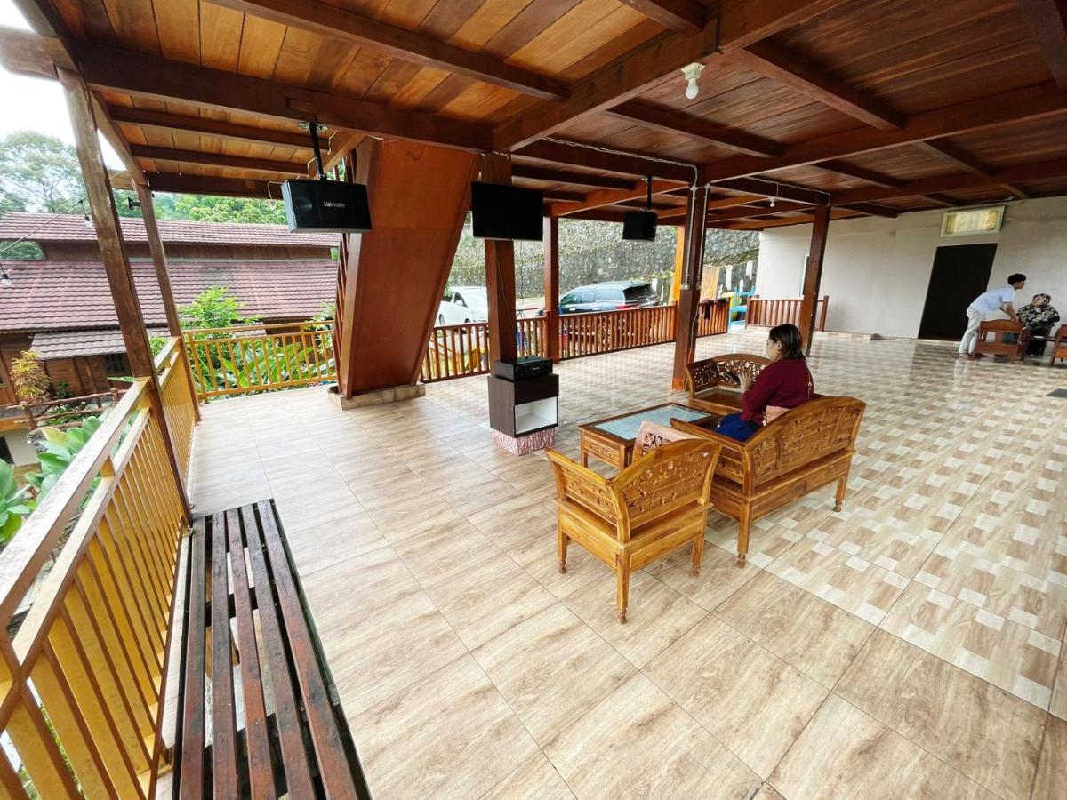 Villa Hanna 1 Cisarua Exterior photo