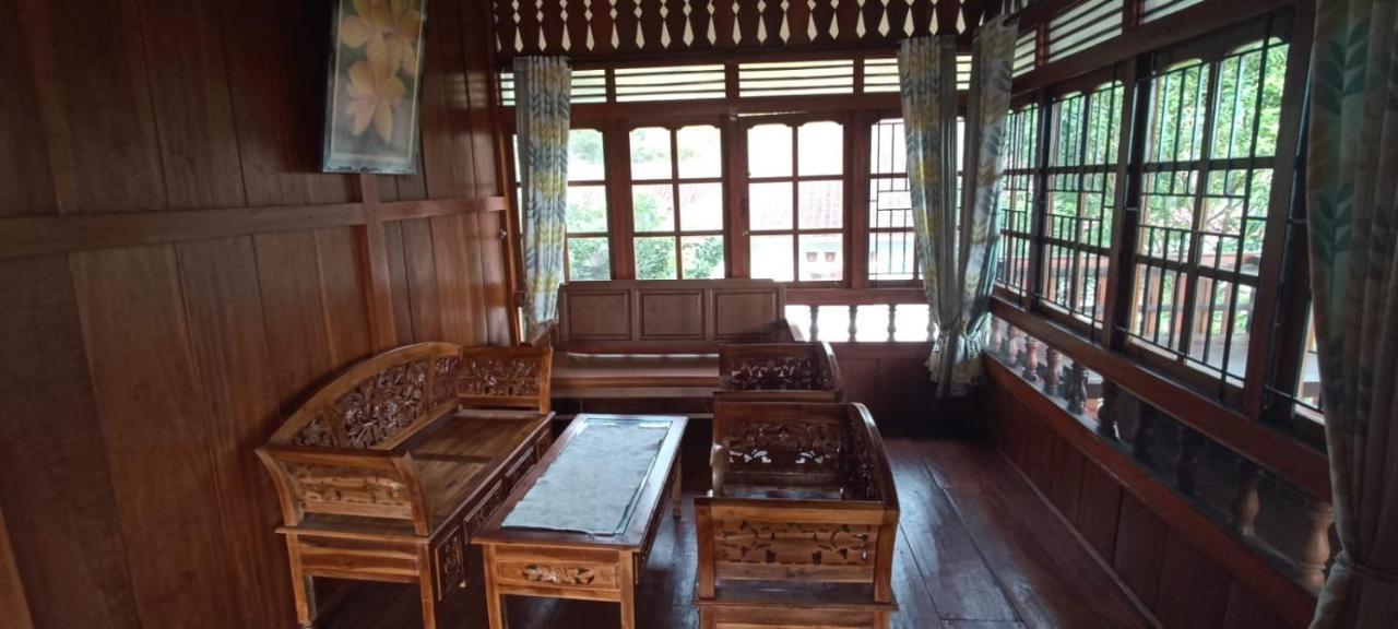 Villa Hanna 1 Cisarua Exterior photo