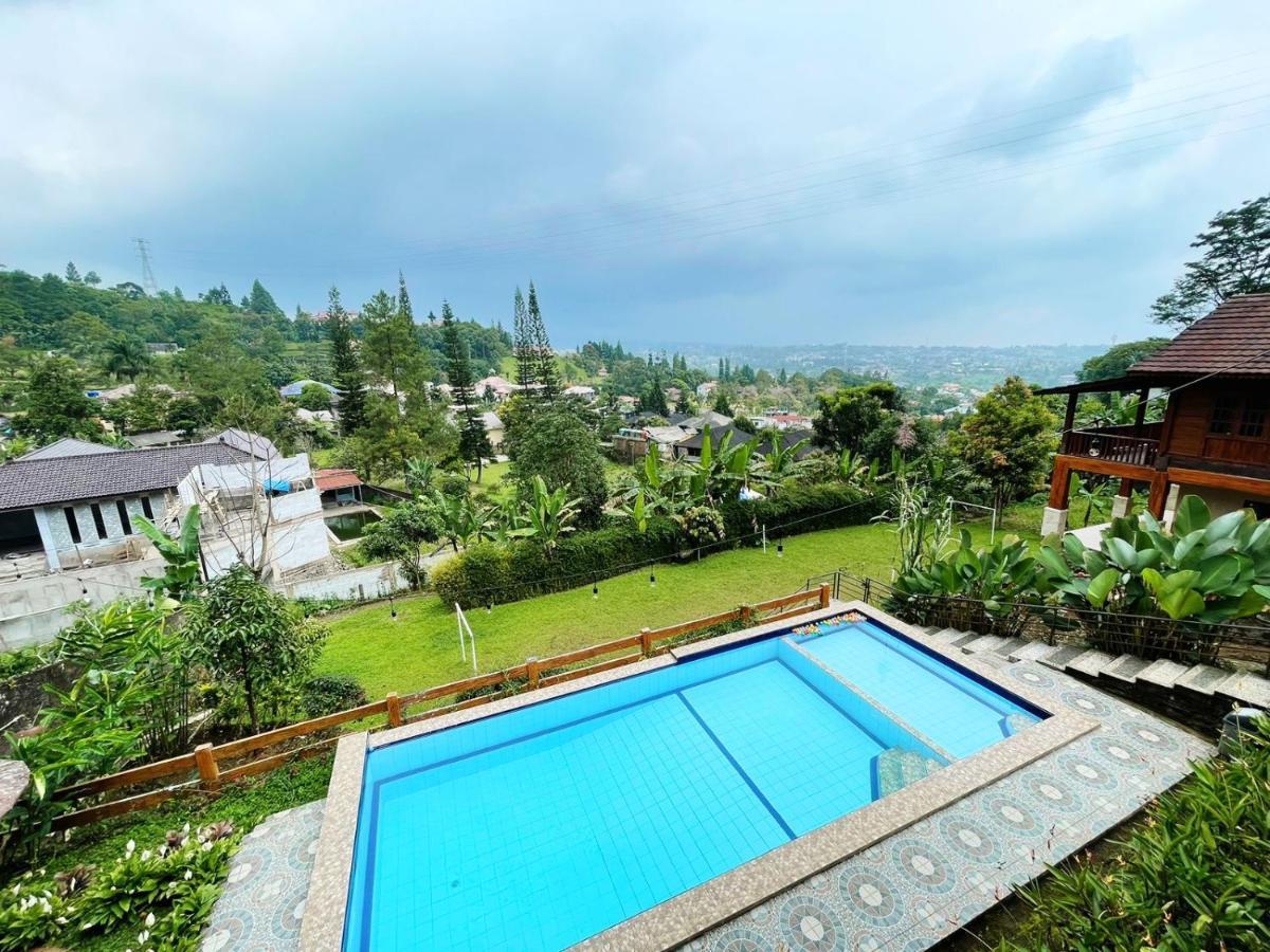 Villa Hanna 1 Cisarua Exterior photo